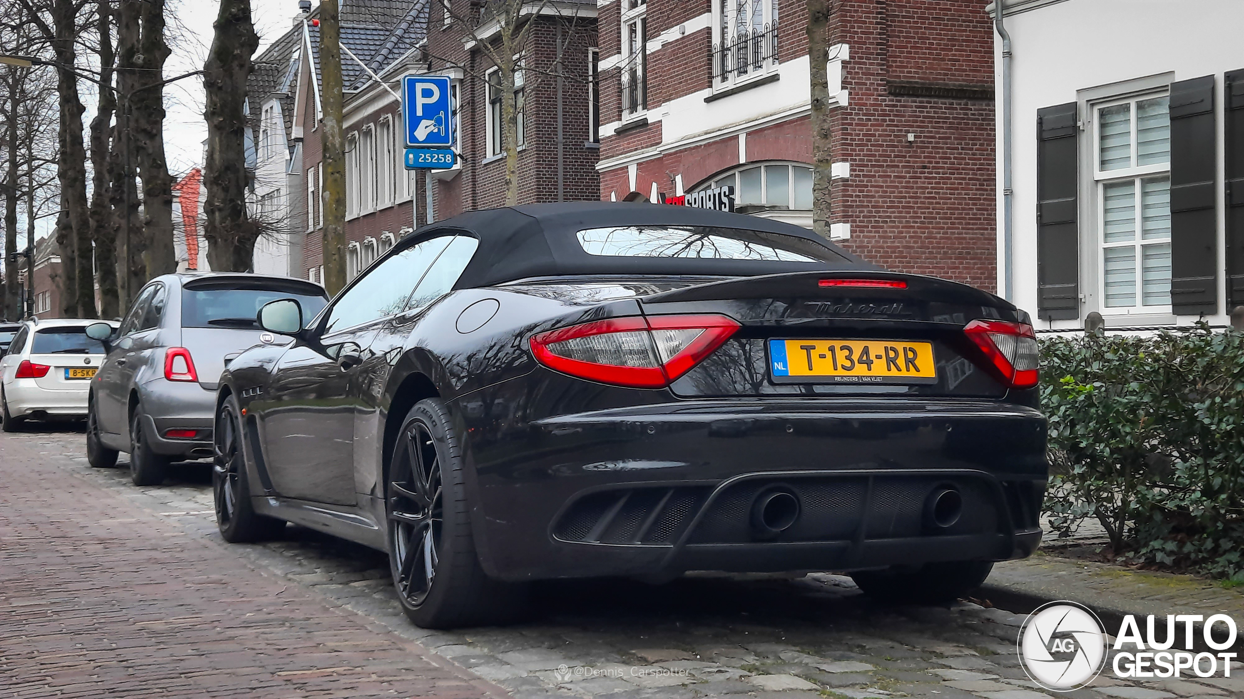 Maserati GranCabrio MC