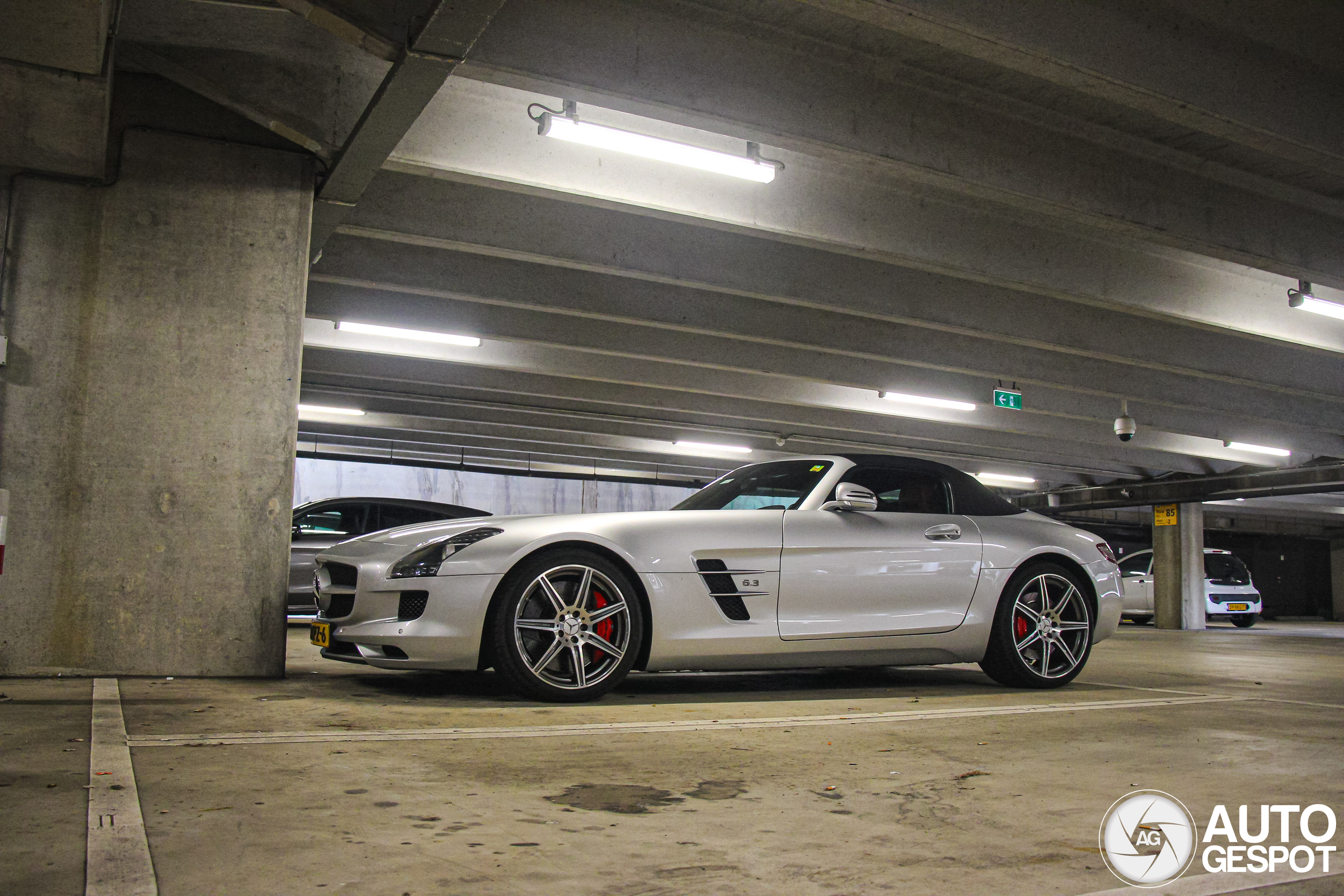 Mercedes-Benz SLS AMG Roadster