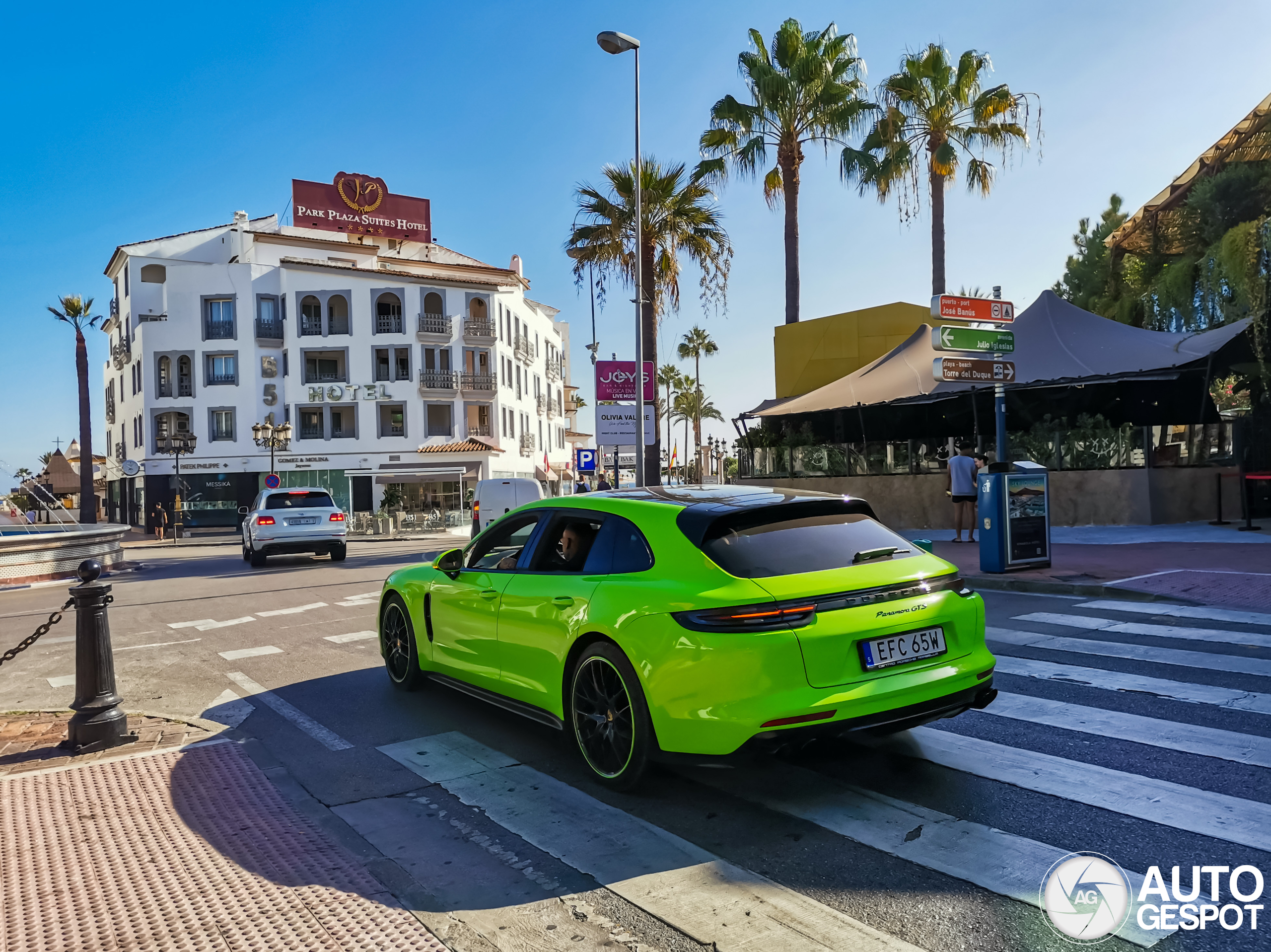 Porsche 971 Panamera GTS Sport Turismo