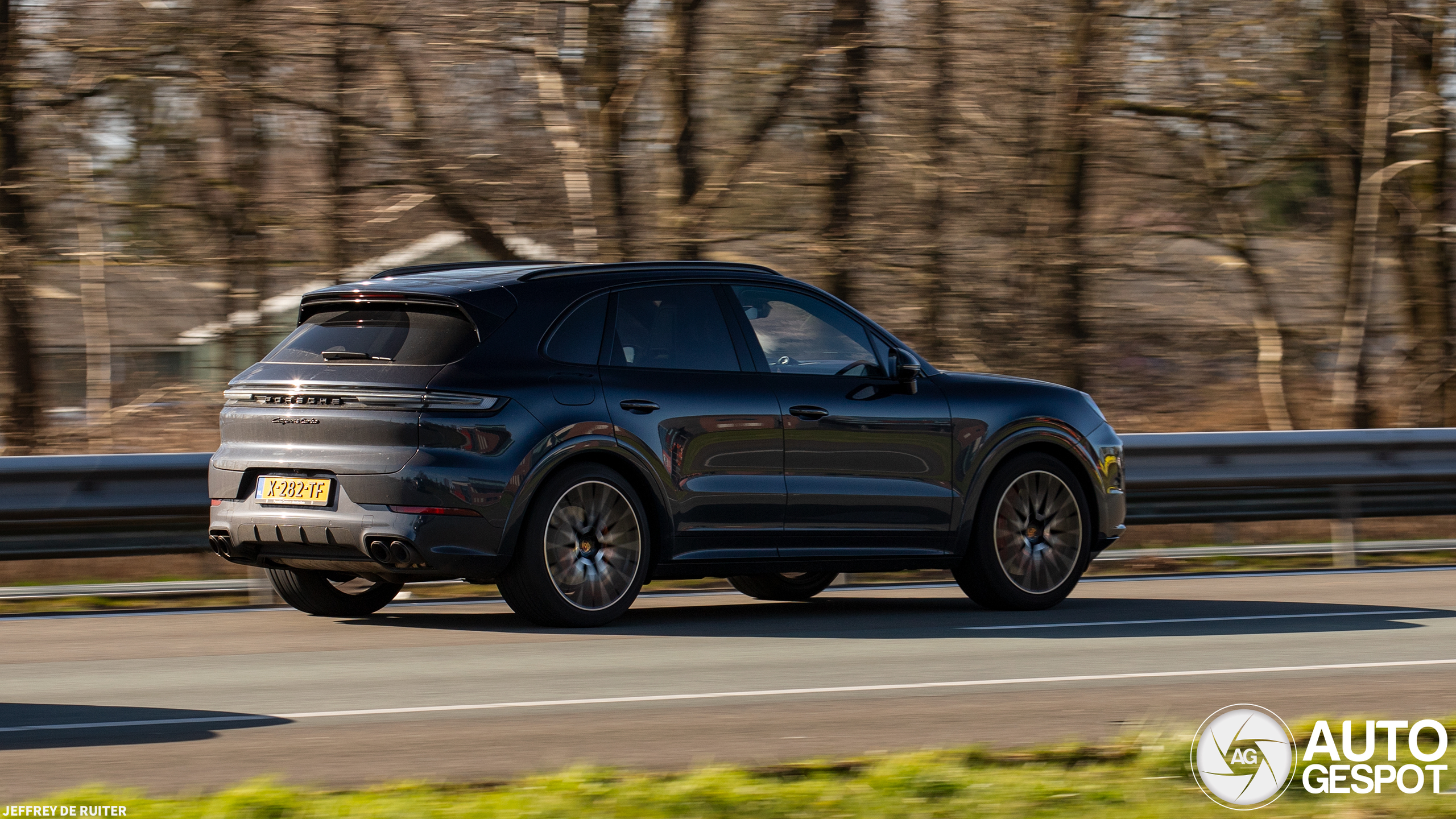 Porsche 9YA Cayenne Turbo E-Hybrid