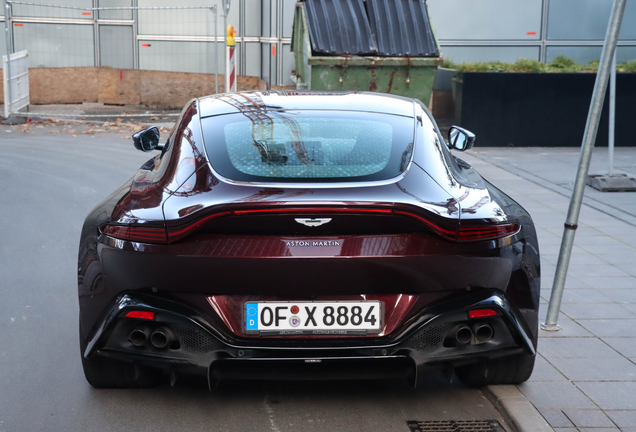 Aston Martin V8 Vantage 2018