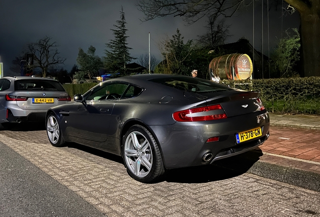 Aston Martin V8 Vantage