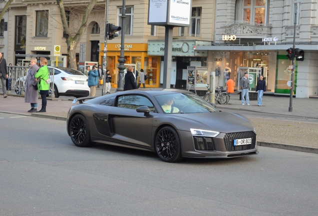 Audi R8 V10 Plus 2015