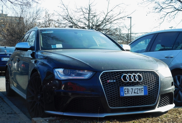 Audi RS4 Avant B8