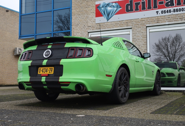 Ford Mustang GT 2013