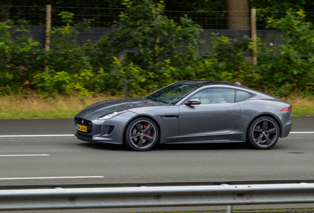 Jaguar F-TYPE S Coupé