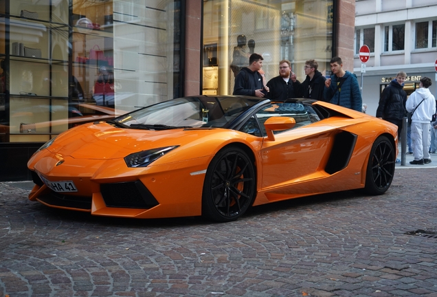 Lamborghini Aventador LP700-4 Roadster