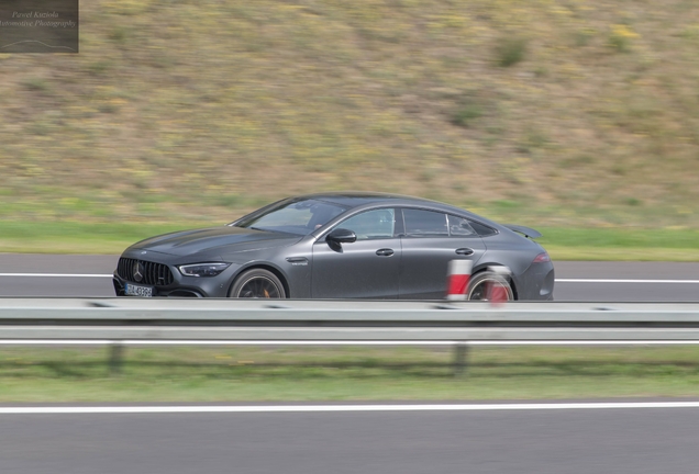 Mercedes-AMG GT 63 S X290