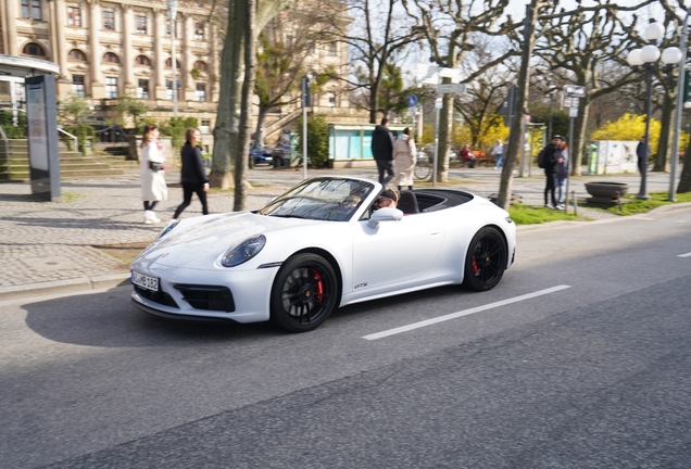 Porsche 992 Carrera 4 GTS Cabriolet