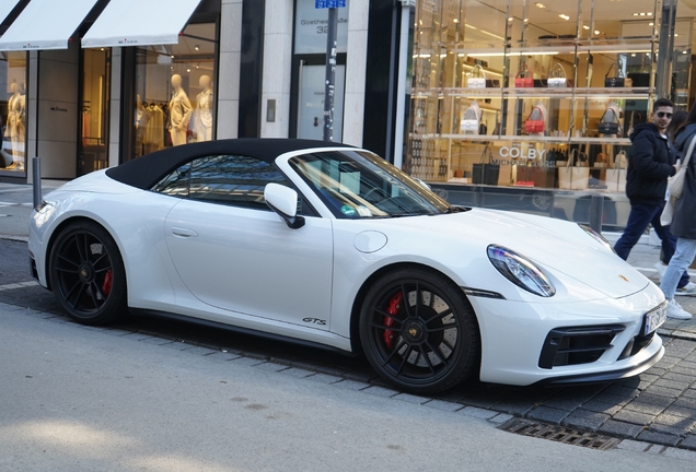 Porsche 992 Carrera GTS Cabriolet