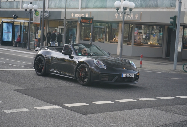 Porsche 992 Carrera GTS Cabriolet