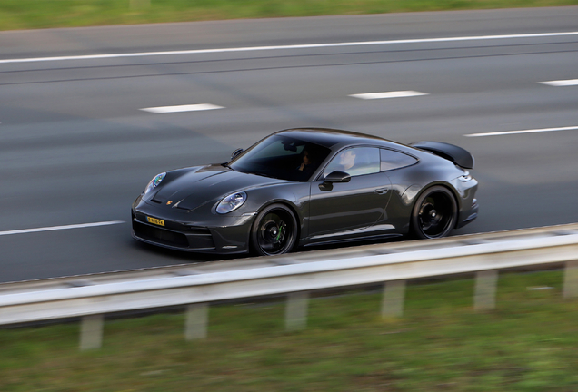 Porsche 992 GT3 Touring