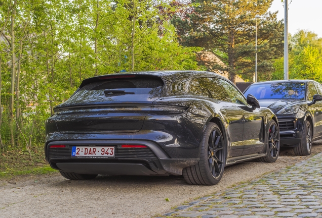 Porsche Taycan GTS Sport Turismo