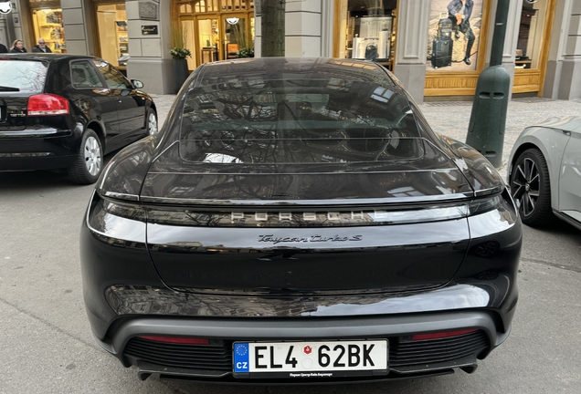 Porsche Taycan Turbo S