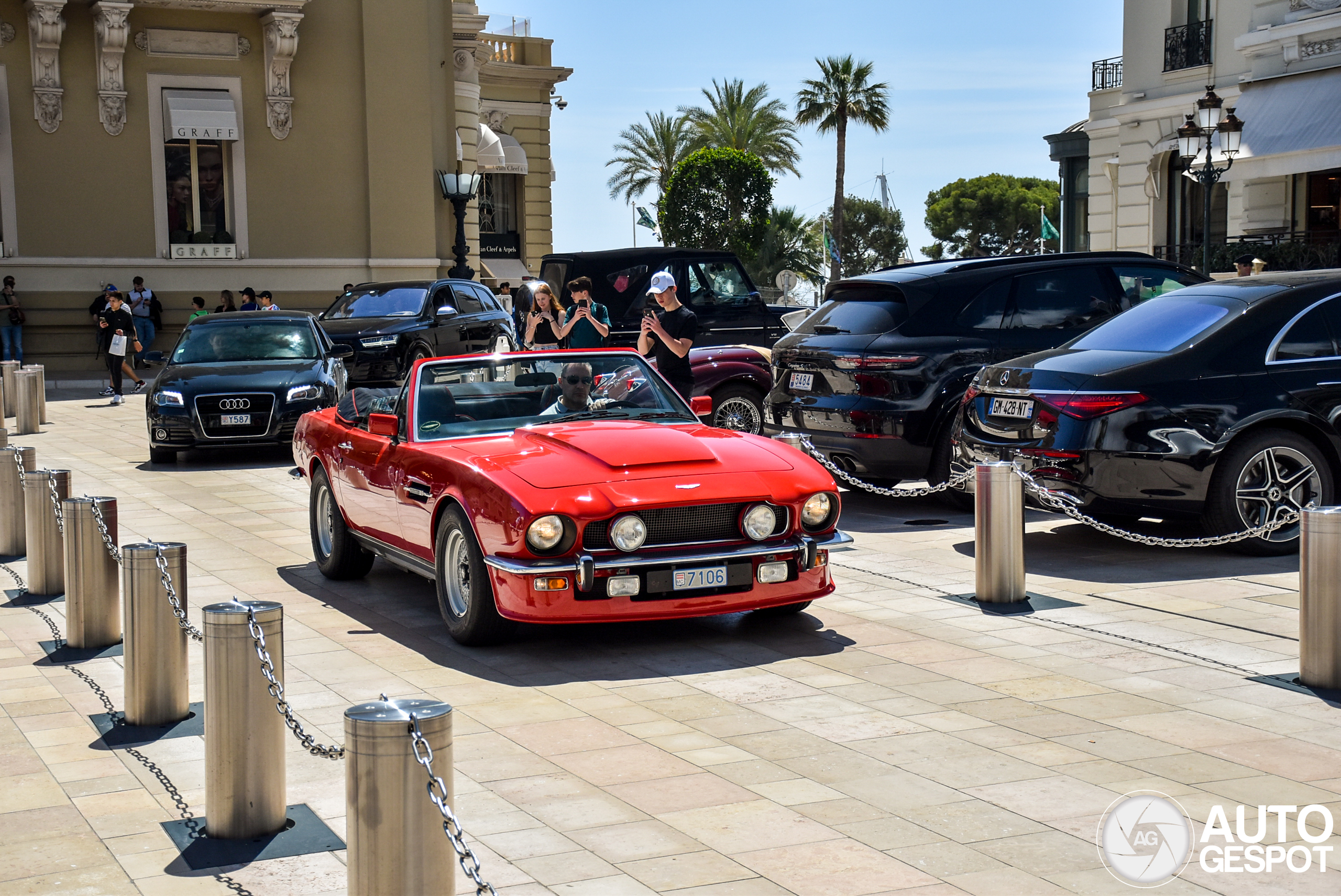 Aston Martin V8 Volante 1979-1989