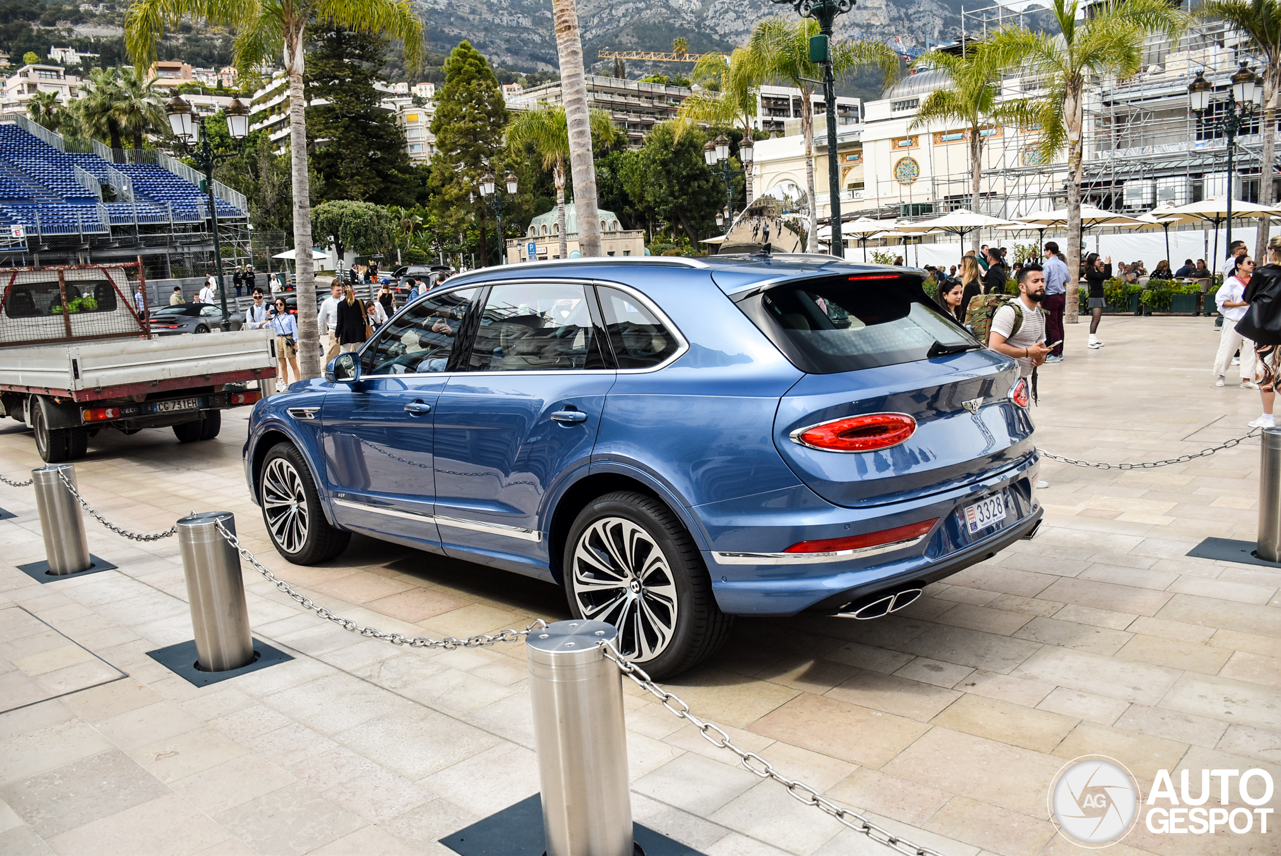 Bentley Bentayga V8 2021