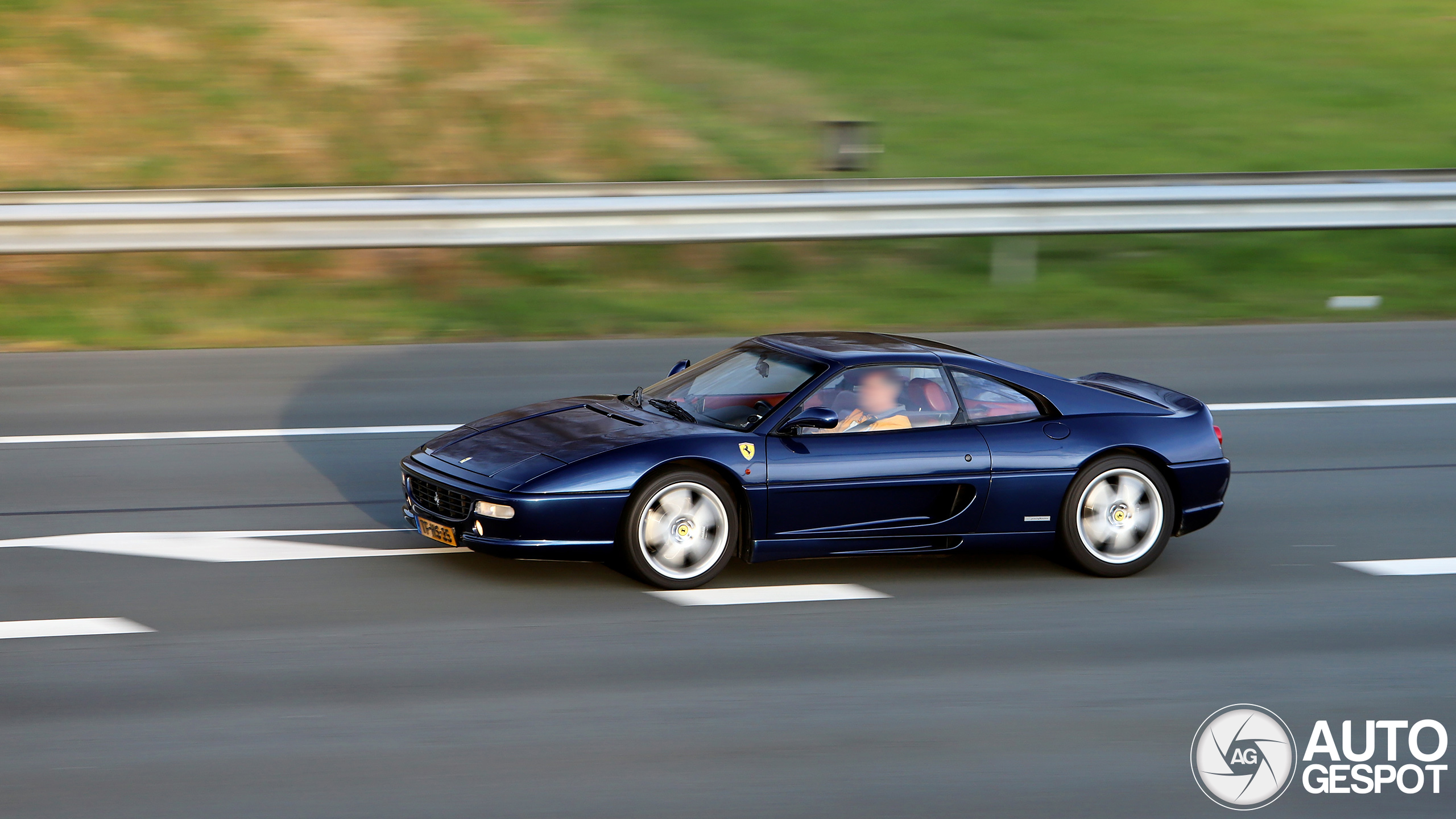 Ferrari F355 GTS