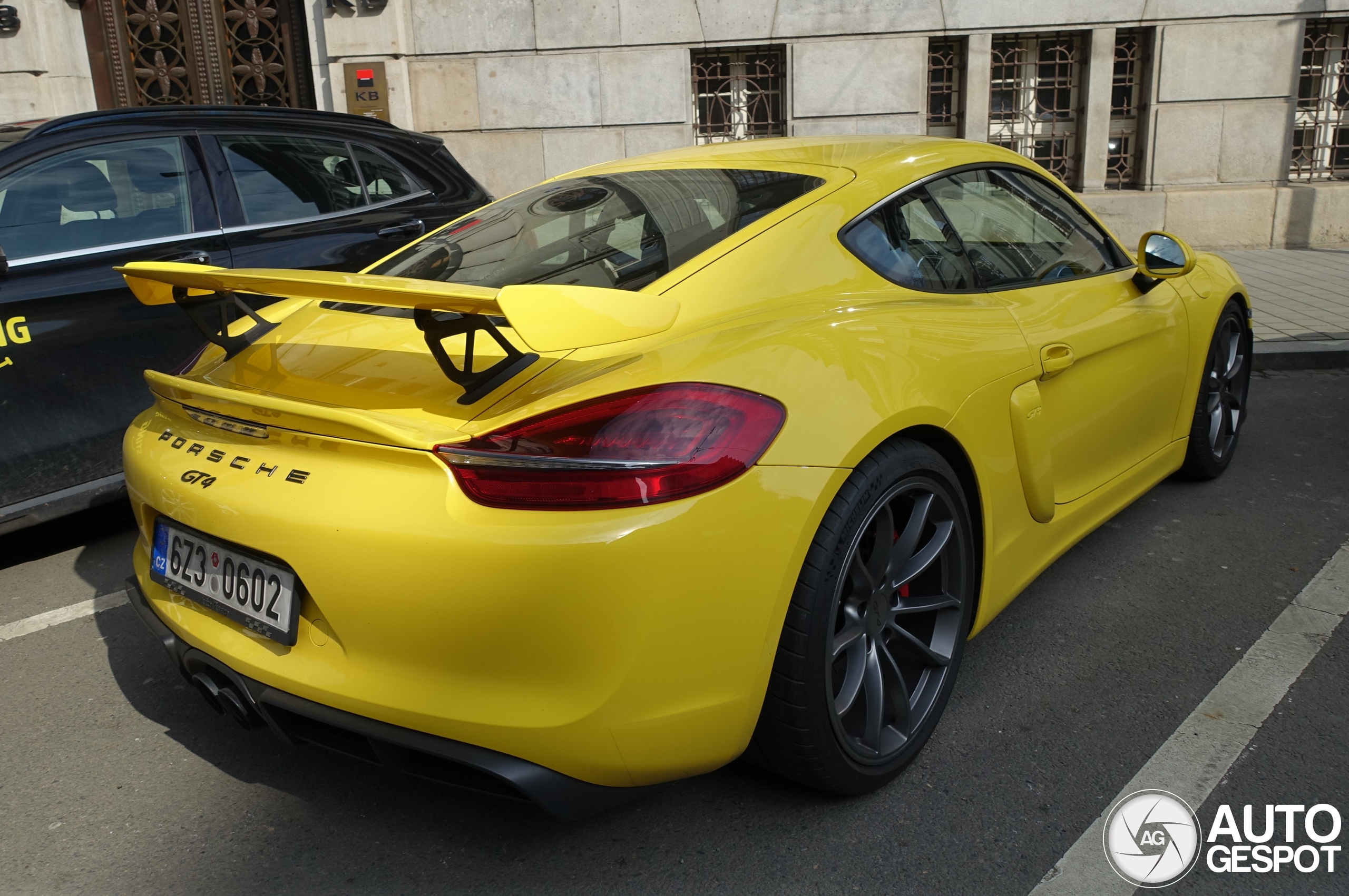 Porsche 981 Cayman GT4