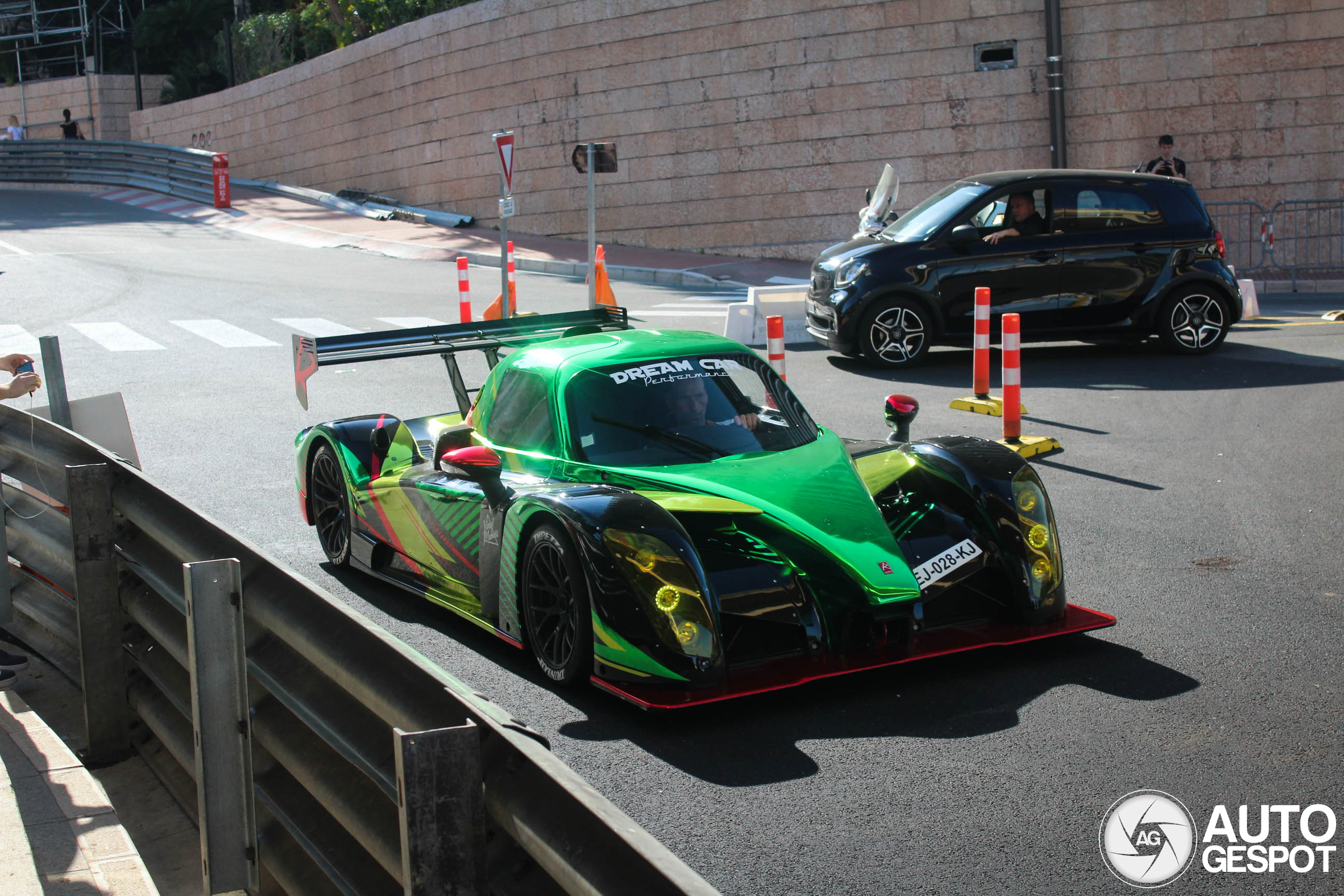 Deze auto is zelfs in Monaco extreem