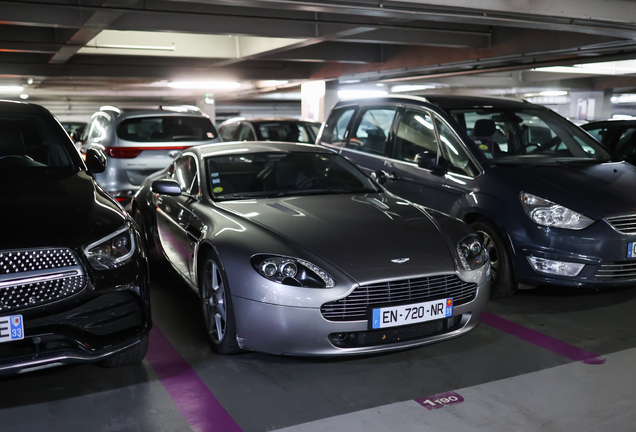 Aston Martin V8 Vantage