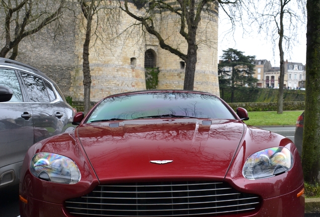 Aston Martin V8 Vantage Roadster