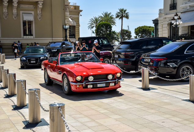 Aston Martin V8 Volante 1979-1989