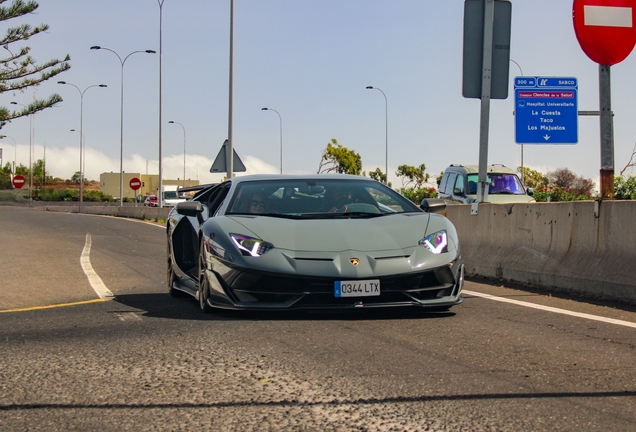 Lamborghini Aventador LP770-4 SVJ