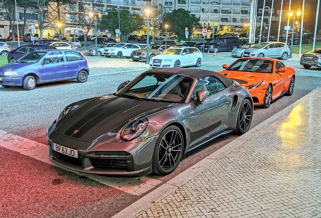 Porsche 992 Turbo S Cabriolet