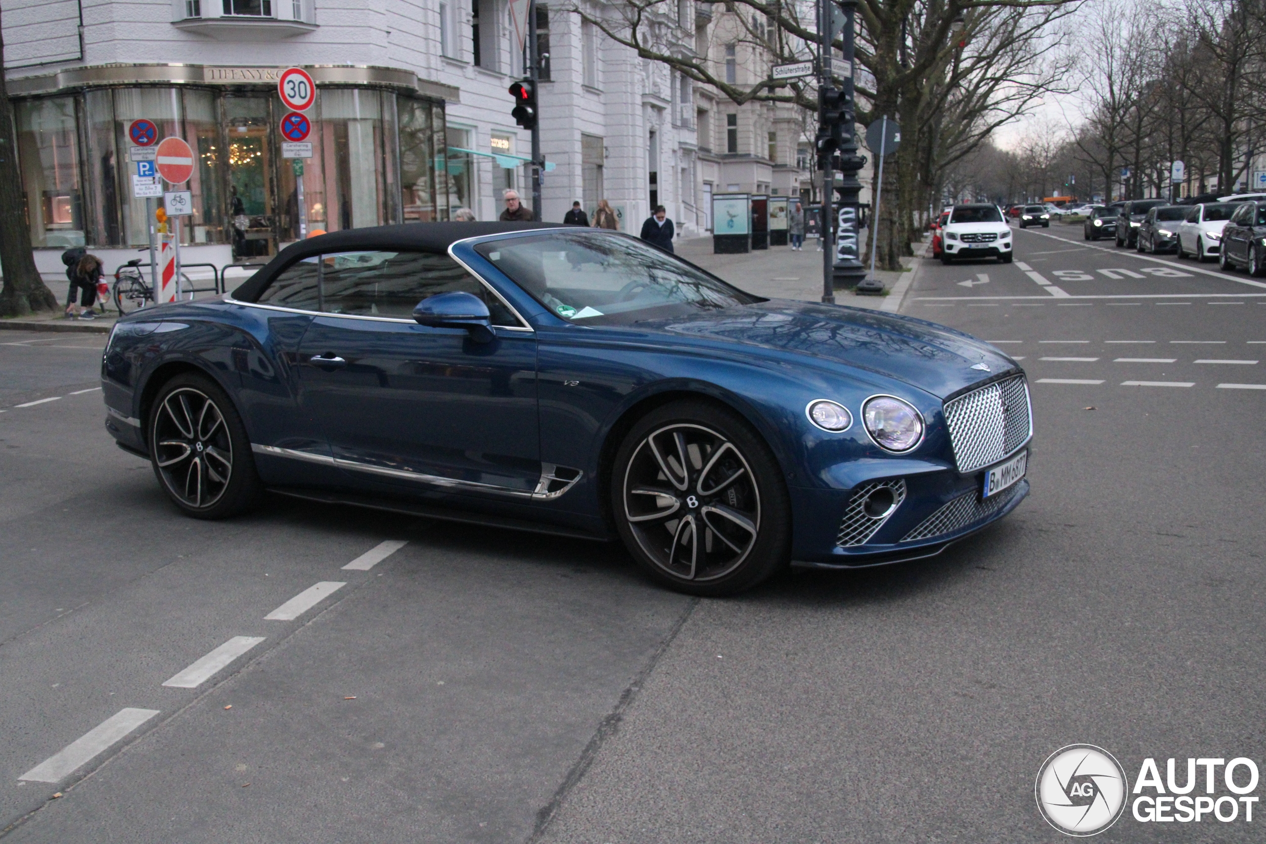 Bentley Continental GTC V8 2020