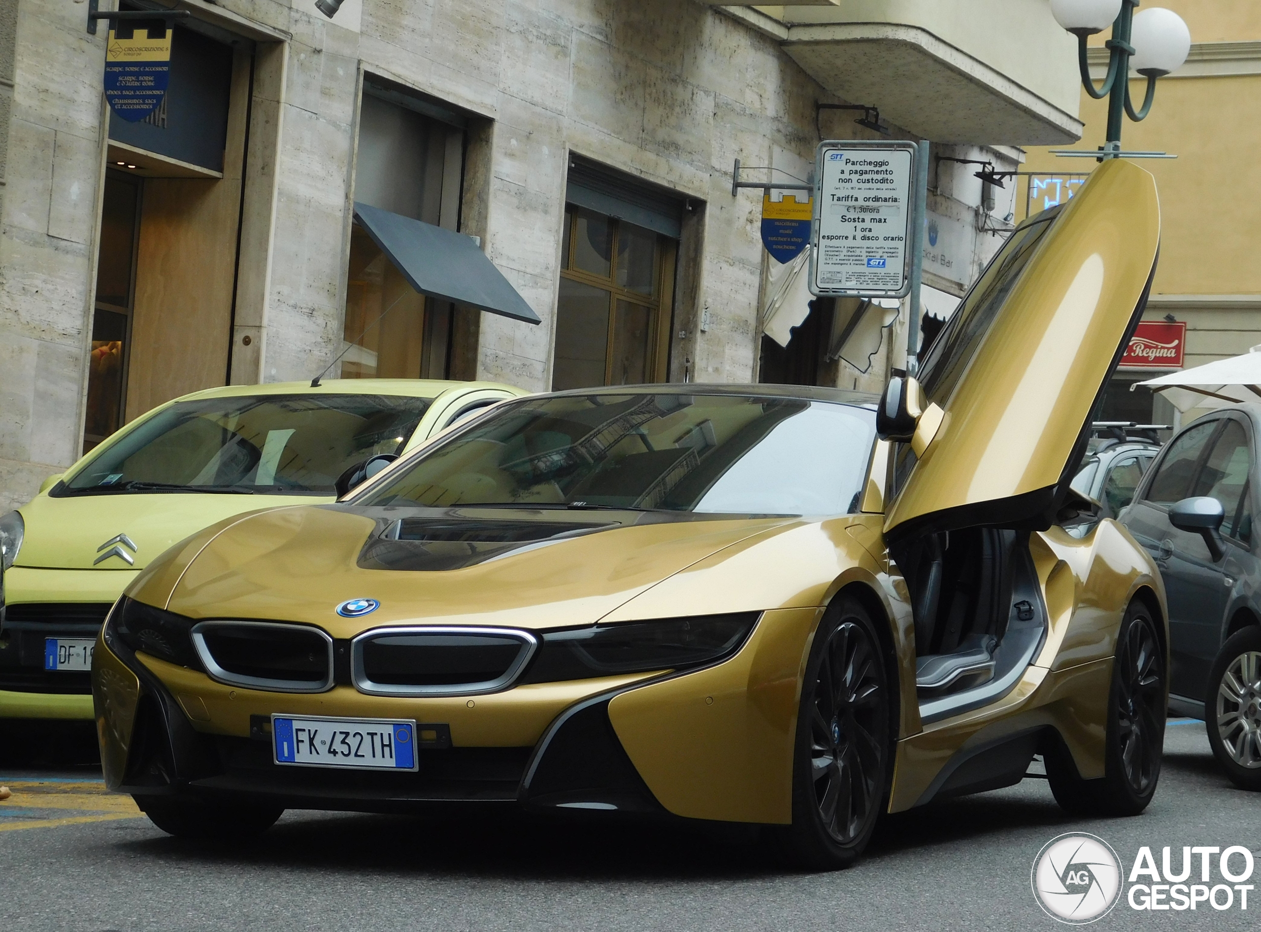 BMW i8