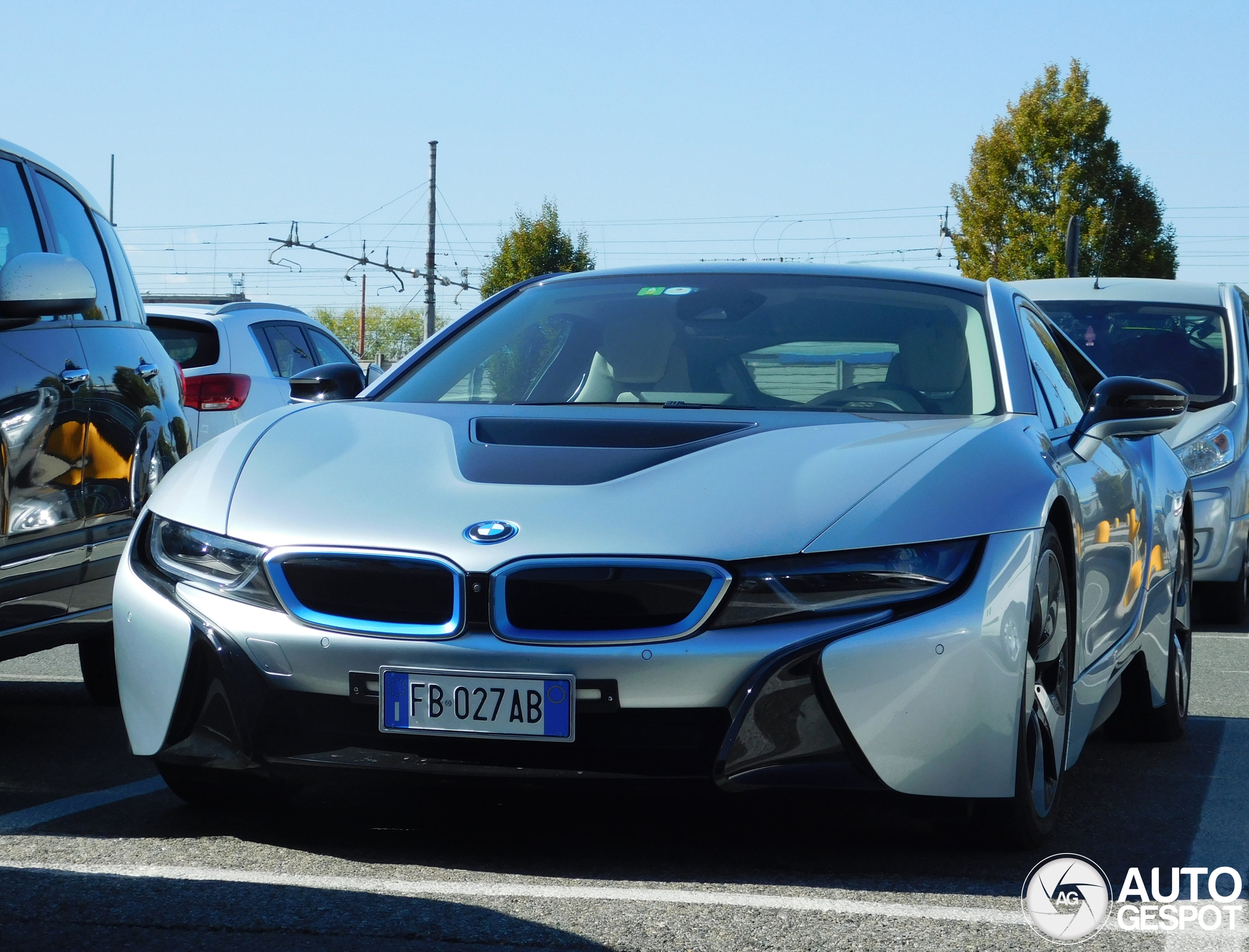 BMW i8