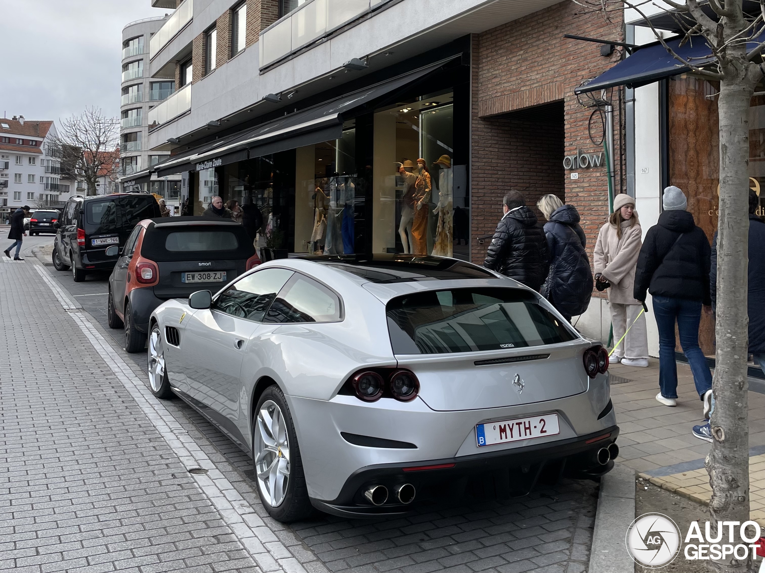 Ferrari GTC4Lusso T