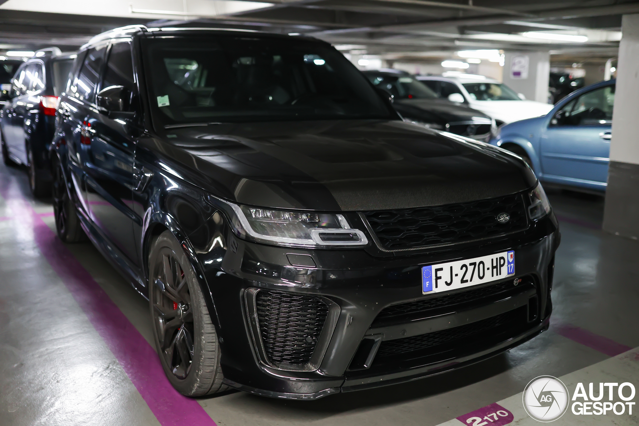 Land Rover Range Rover Sport SVR 2018 Carbon Edition