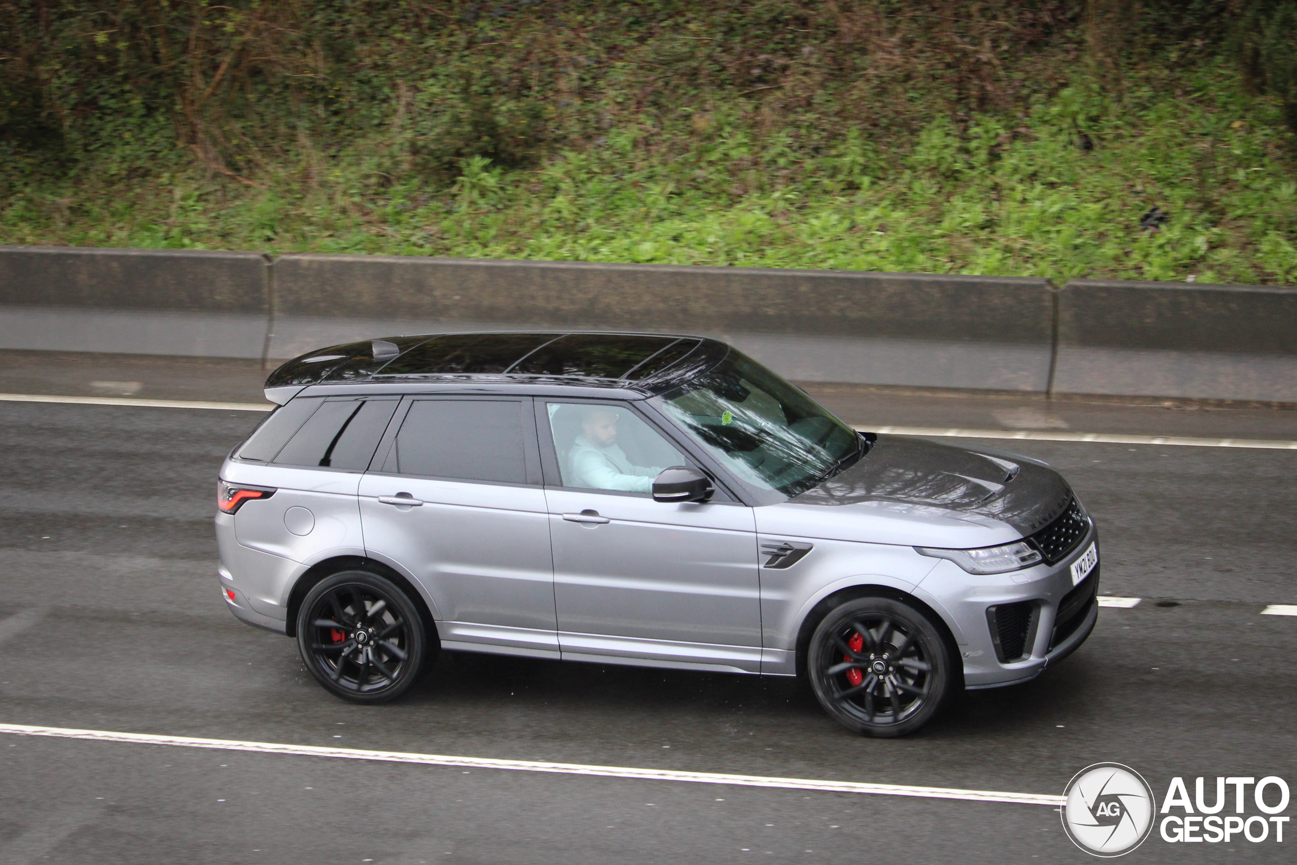 Land Rover Range Rover Sport SVR 2018 Carbon Edition