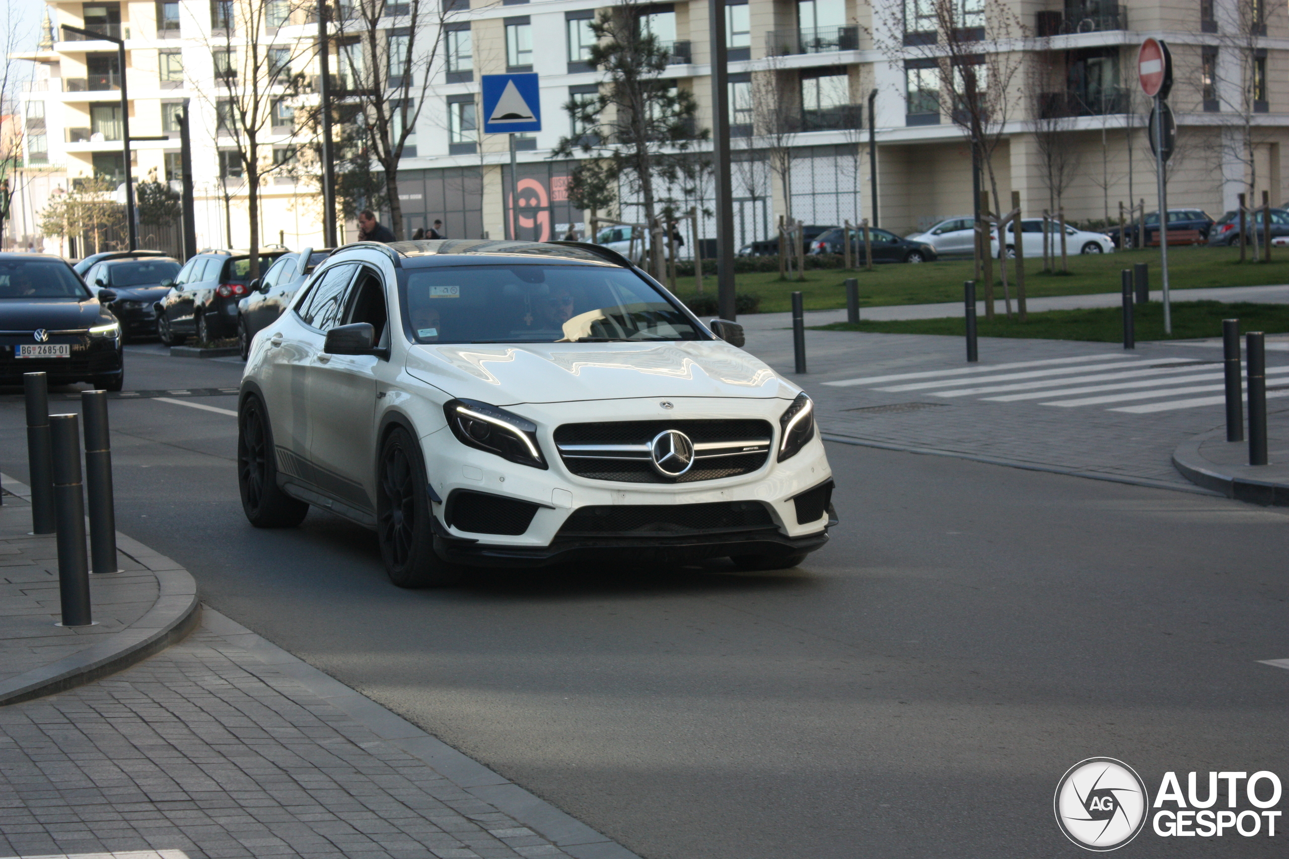 Mercedes-Benz GLA 45 AMG X156