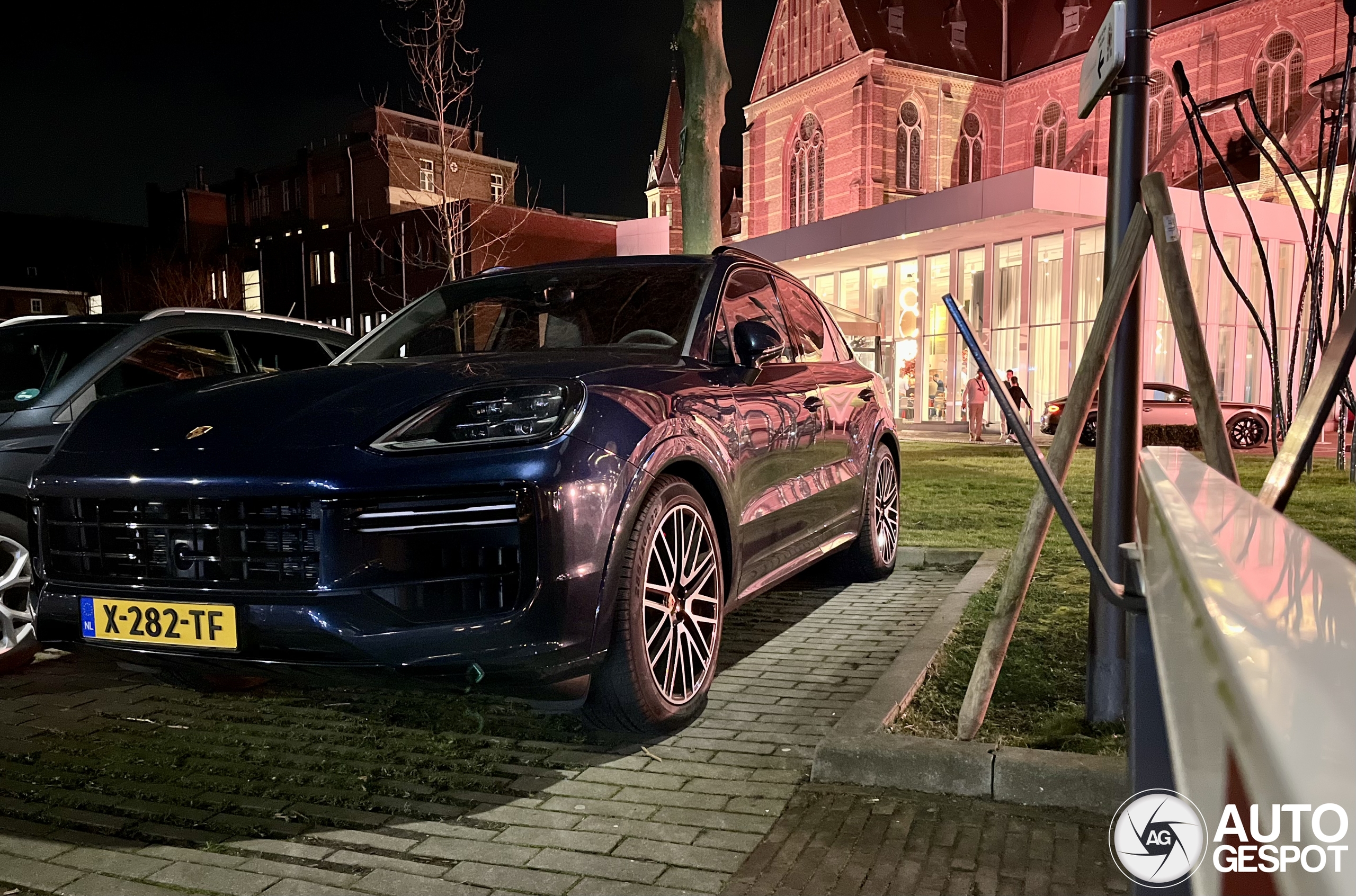 Porsche 9YA Cayenne Turbo E-Hybrid