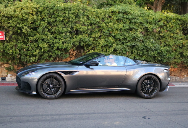 Aston Martin DBS Superleggera Volante