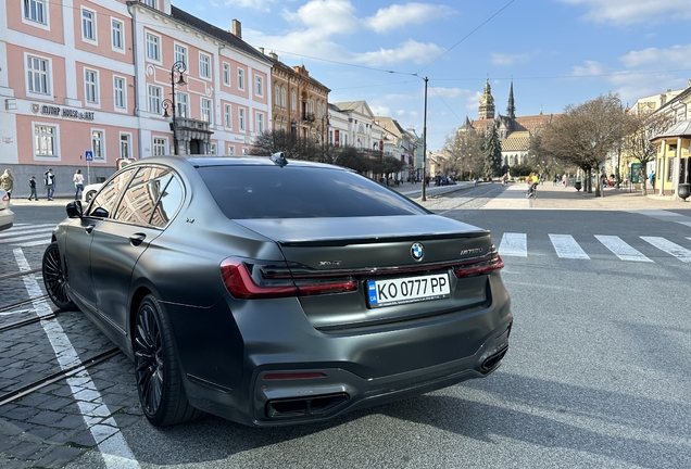 BMW M760Li xDrive 2019