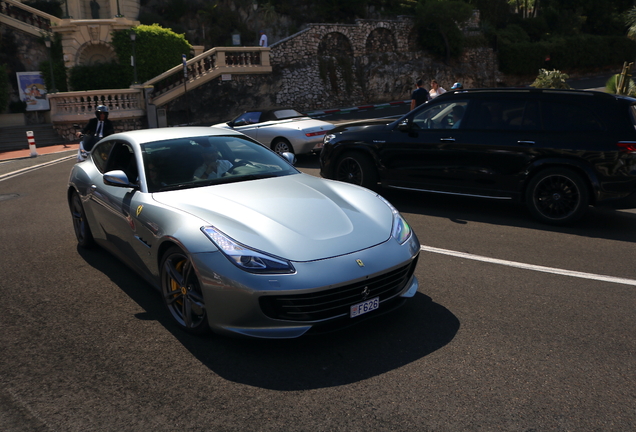 Ferrari GTC4Lusso