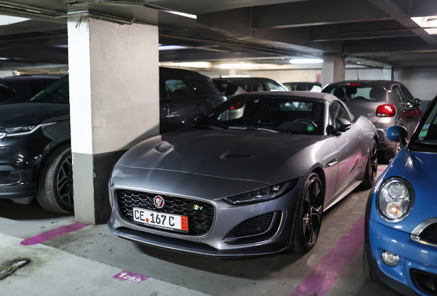 Jaguar F-TYPE R Convertible 2020