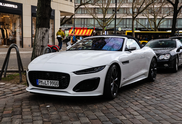 Jaguar F-TYPE R75 Convertible