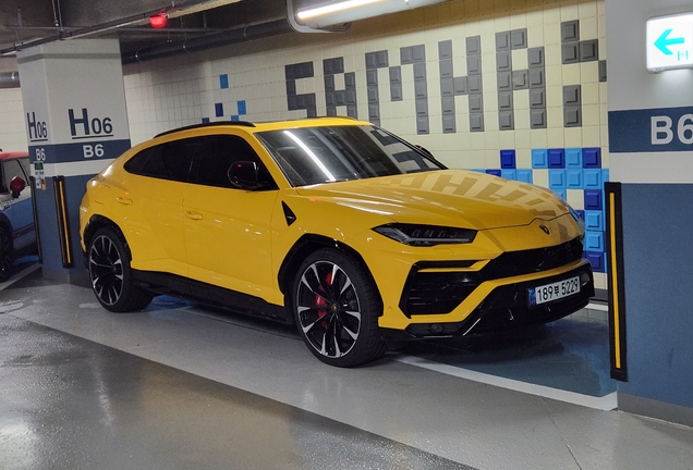 Lamborghini Urus