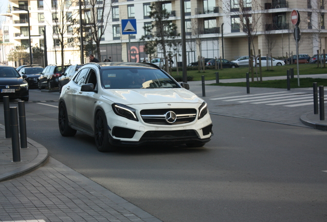 Mercedes-Benz GLA 45 AMG X156