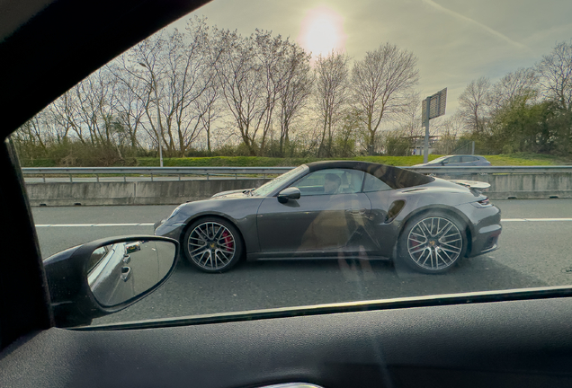 Porsche 992 Turbo Cabriolet