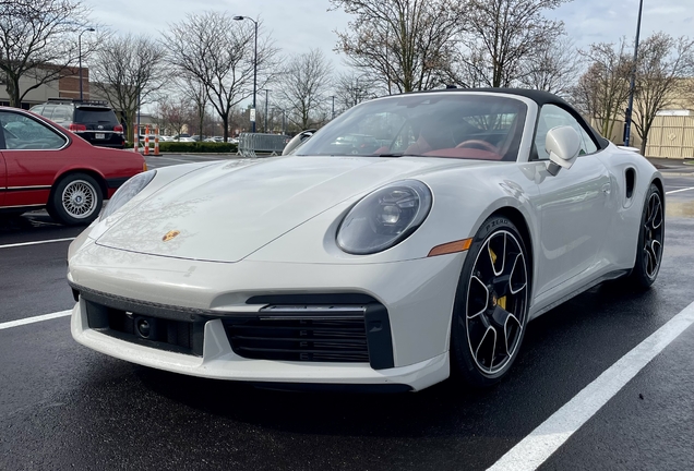 Porsche 992 Turbo S Cabriolet