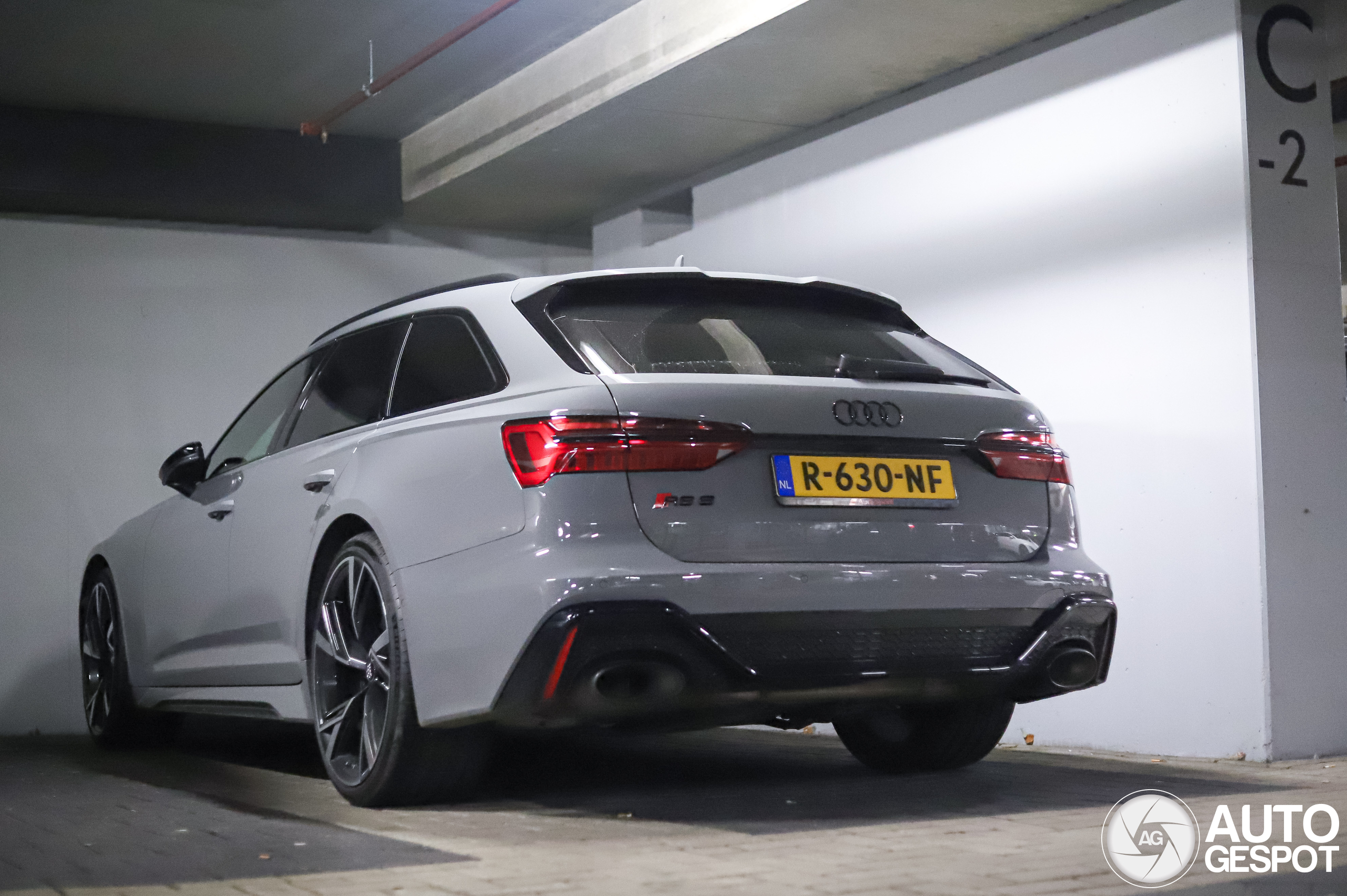 Audi RS6 Avant C8