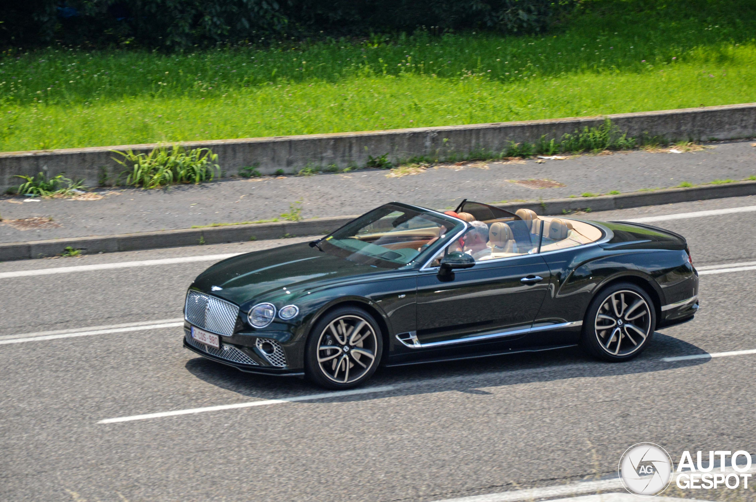 Bentley Continental GTC V8 2020