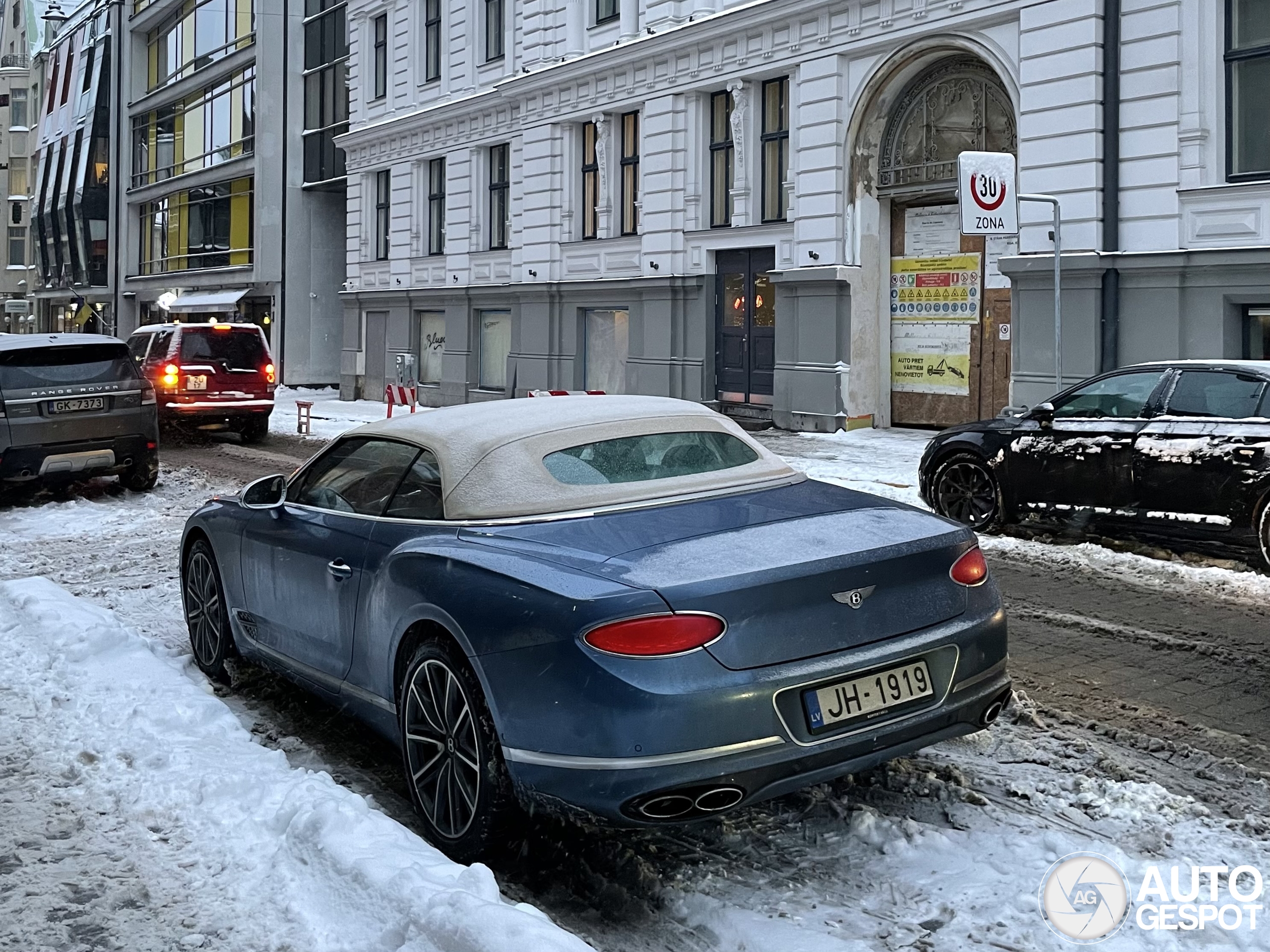 Bentley Continental GTC V8 2020 Mulliner