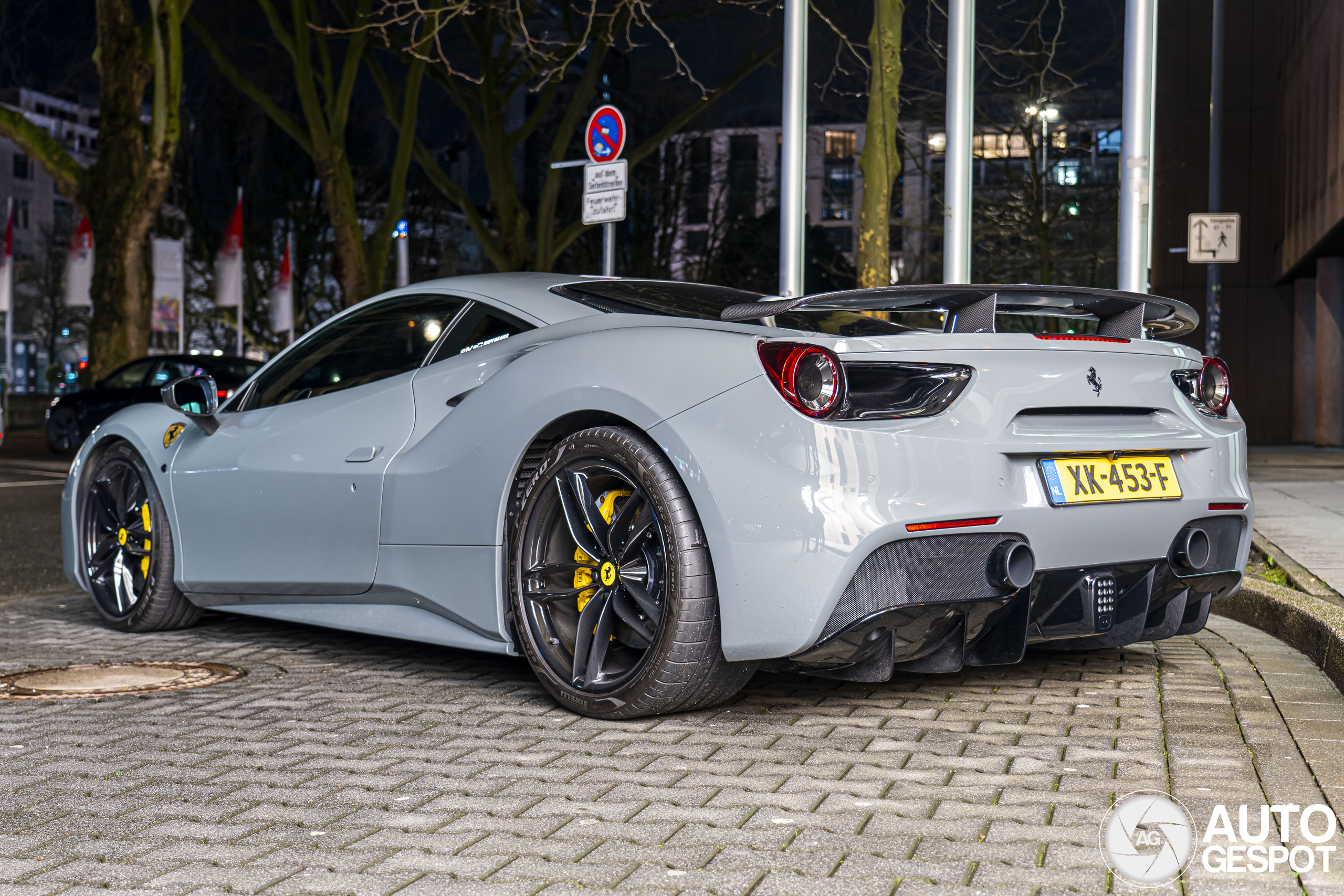 Ferrari 488 GTB Novitec Rosso