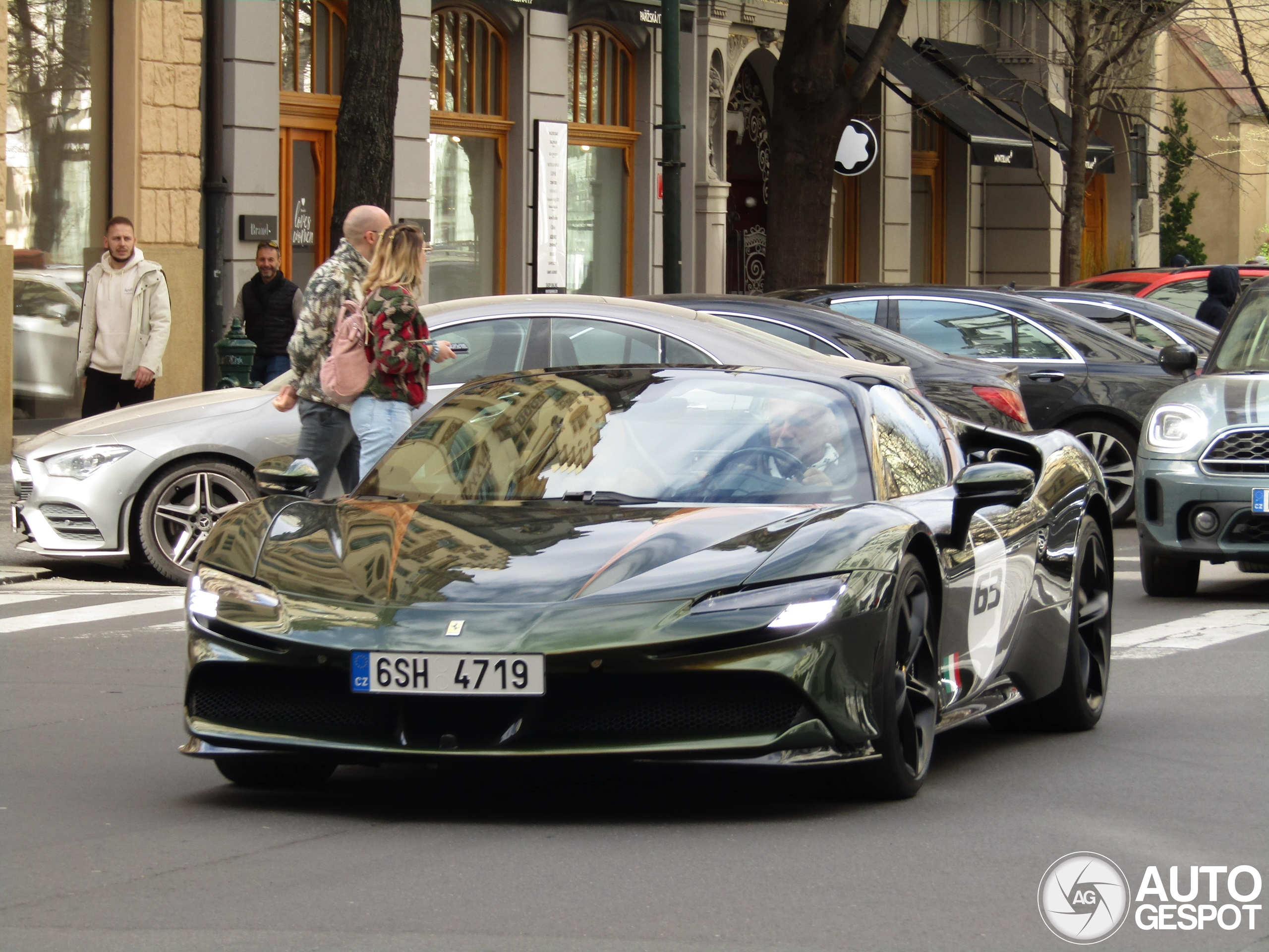 Ferrari SF90 Spider Cavalcade 10th Anniversary Edition